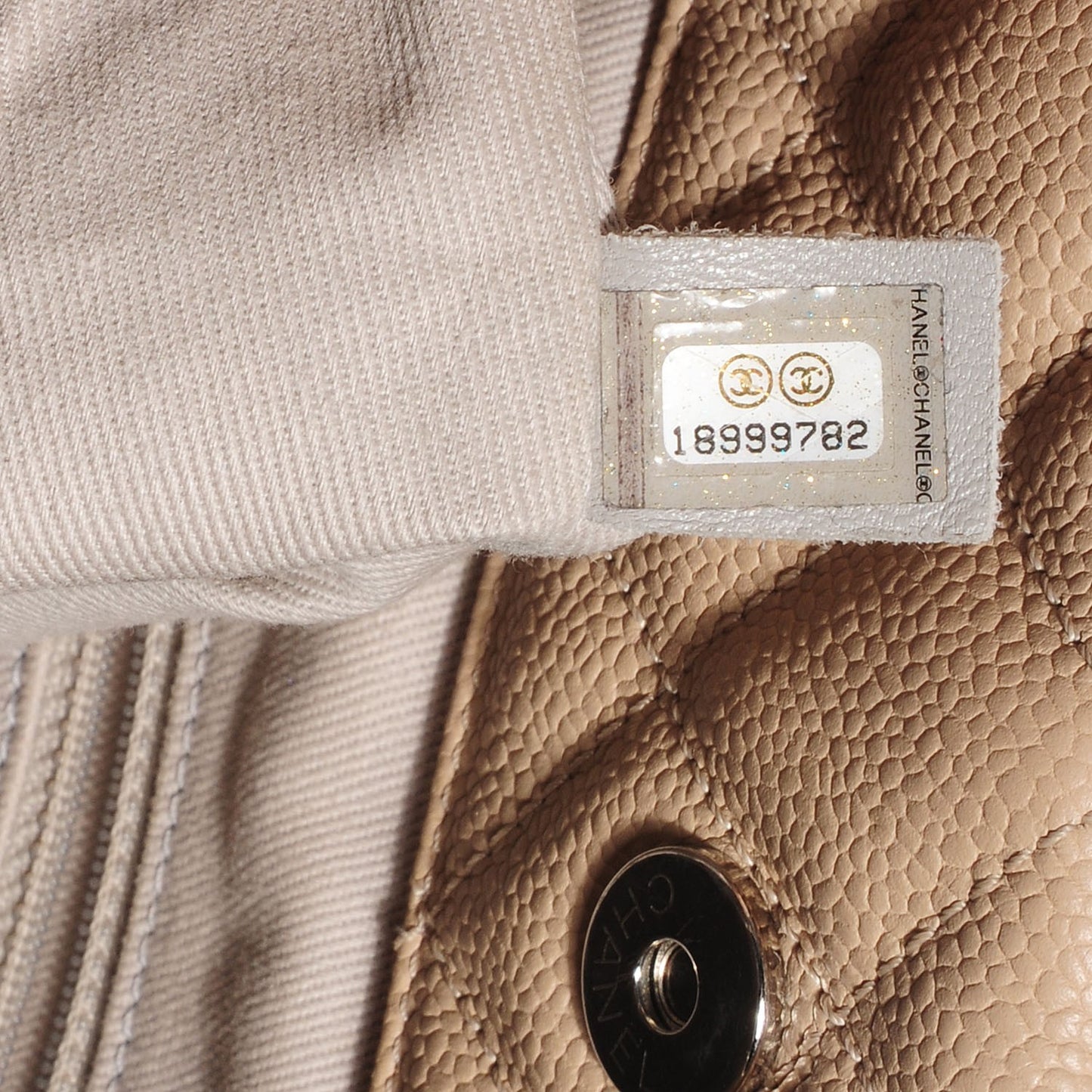 Caviar Easy Zip Tote Beige Clair