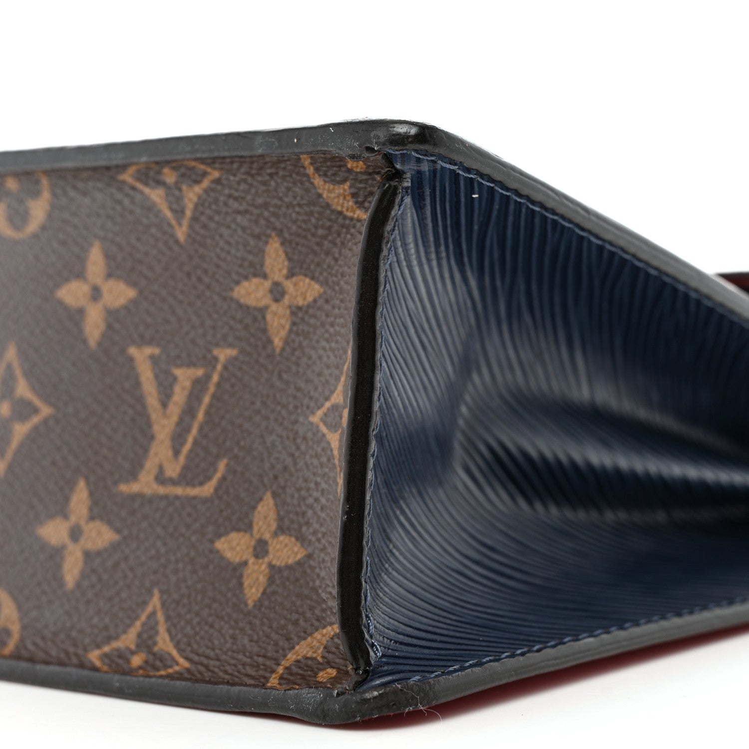 Louis Vuitton Vernis Epi Monogram Spring Street Scarlet 10 of 14