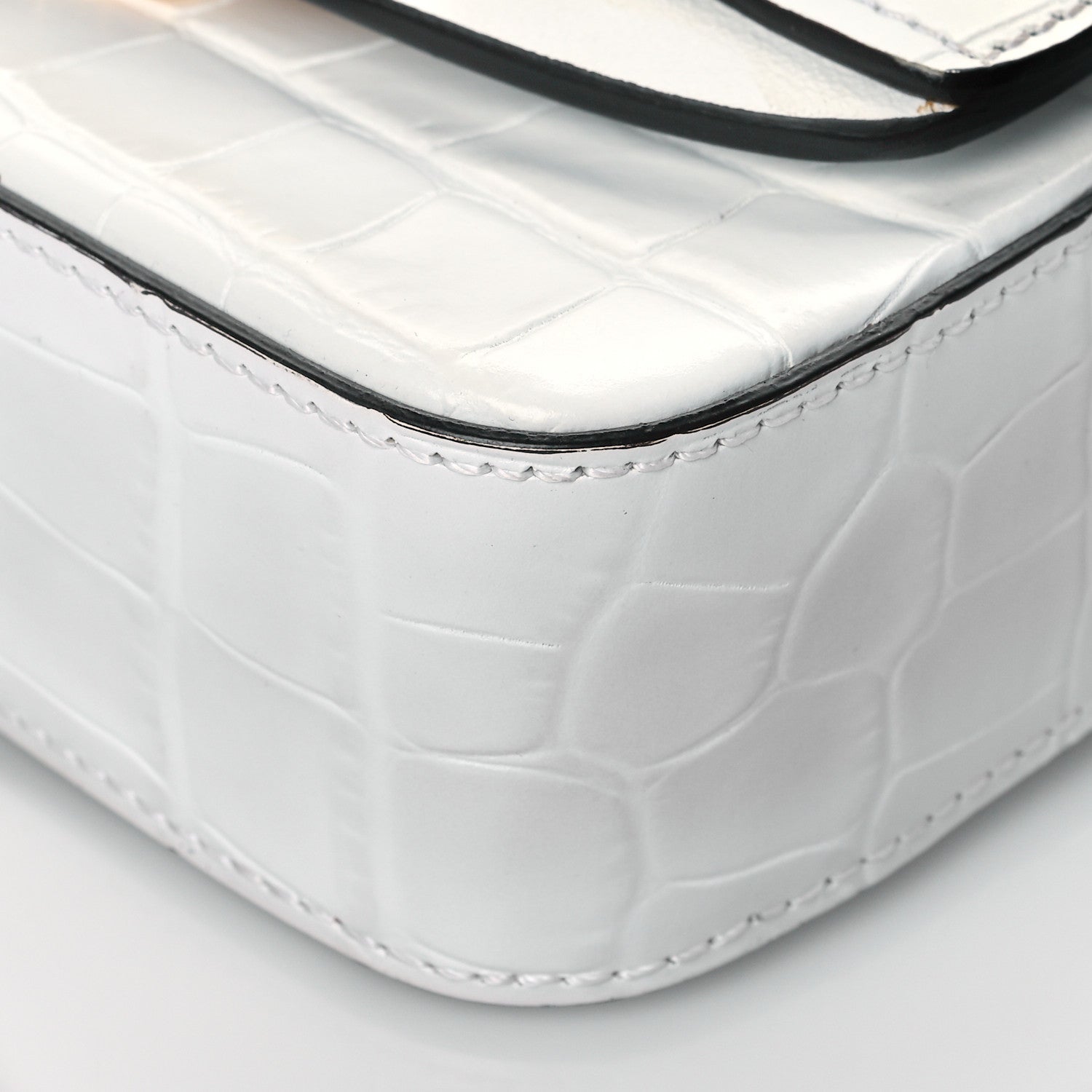 Chloe Calfskin Crocodile Embossed Mini C Double Carry Brilliant White 9 of 9