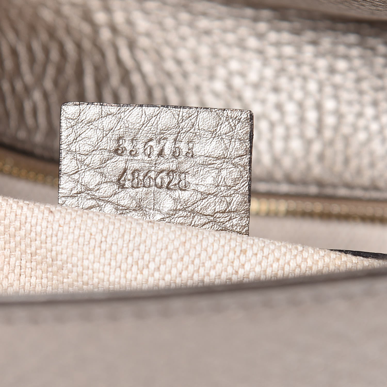 Gucci Metallic Pebbled Calfskin Medium Soho Clutch Golden Beige 9 of 17
