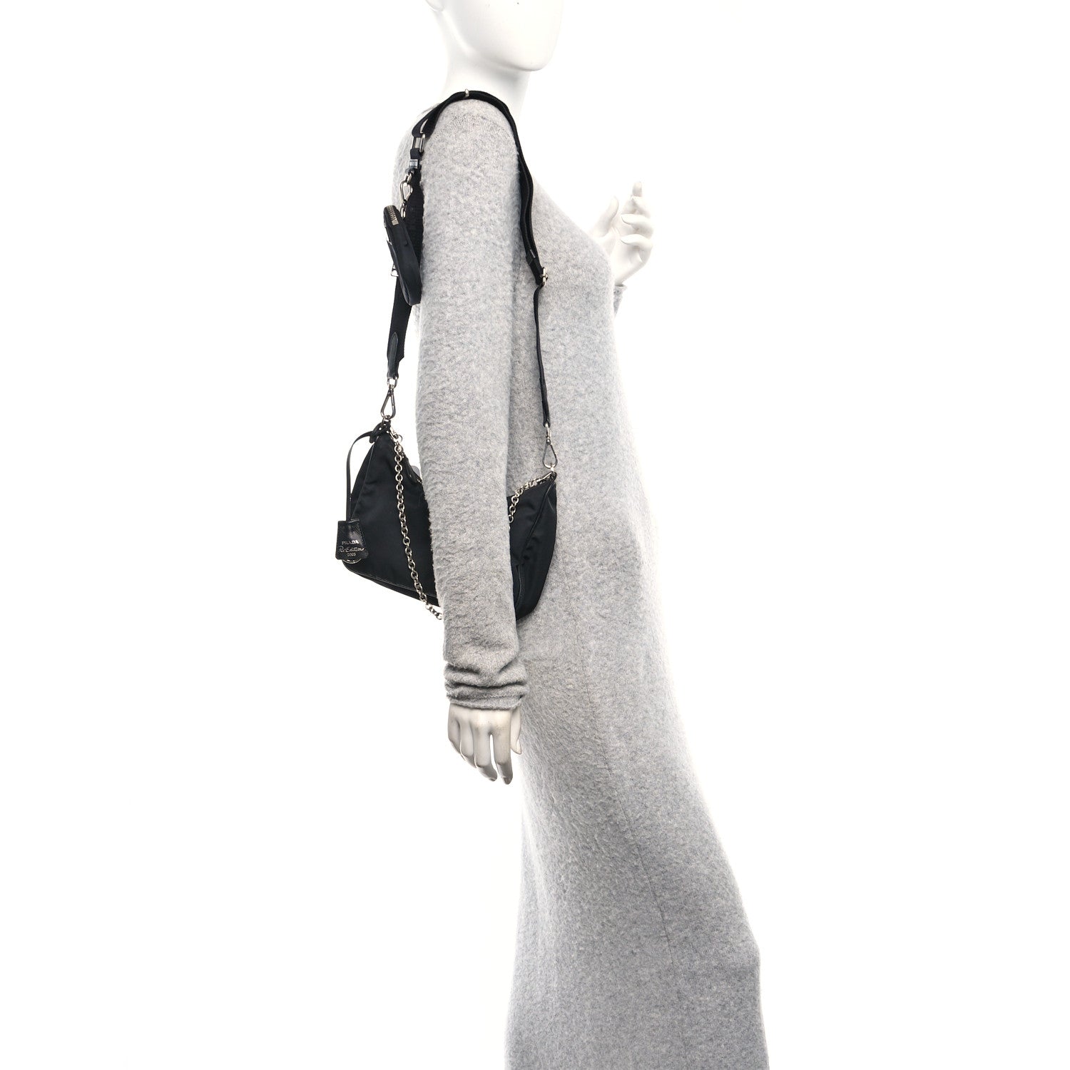 Prada Nylon Re-Edition 2005 Shoulder Bag Black 2 of 11
