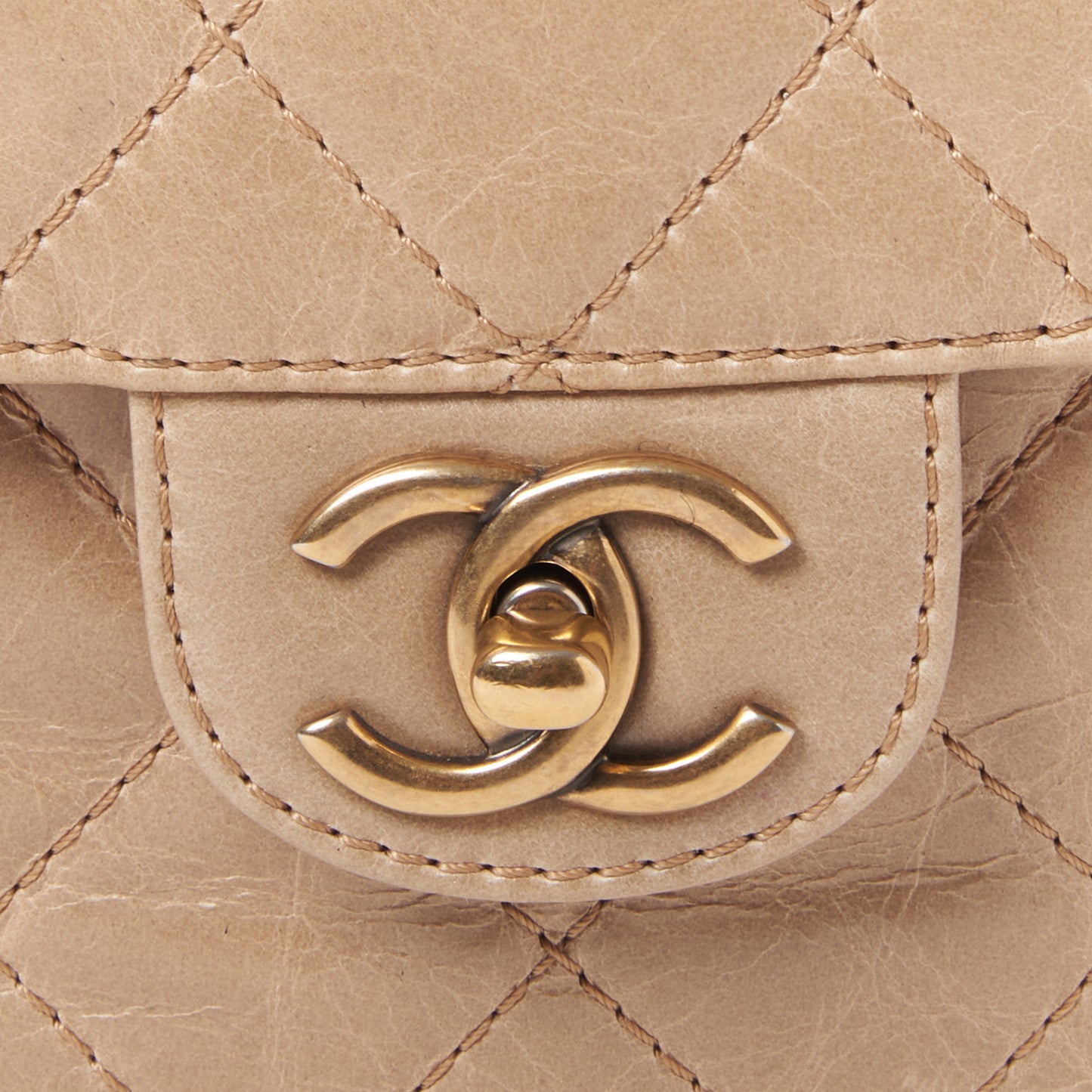 Glazed Calfskin Quilted Medium Bubble CC Flap Beige