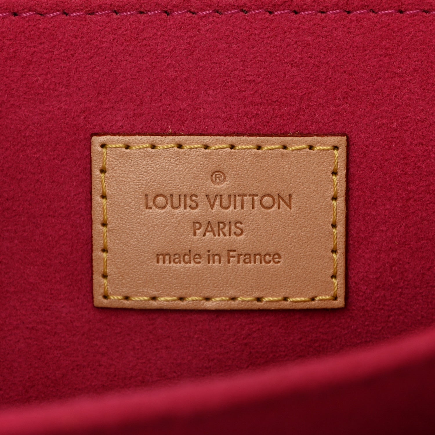 Louis Vuitton Monogram Patches Pochette Metis 6 of 10