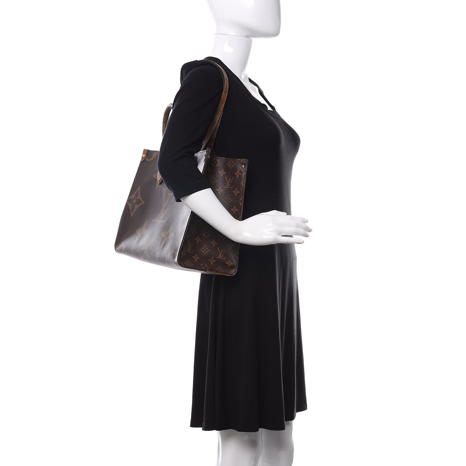 Louis Vuitton Reverse Monogram Giant Onthego MM 2 of 10