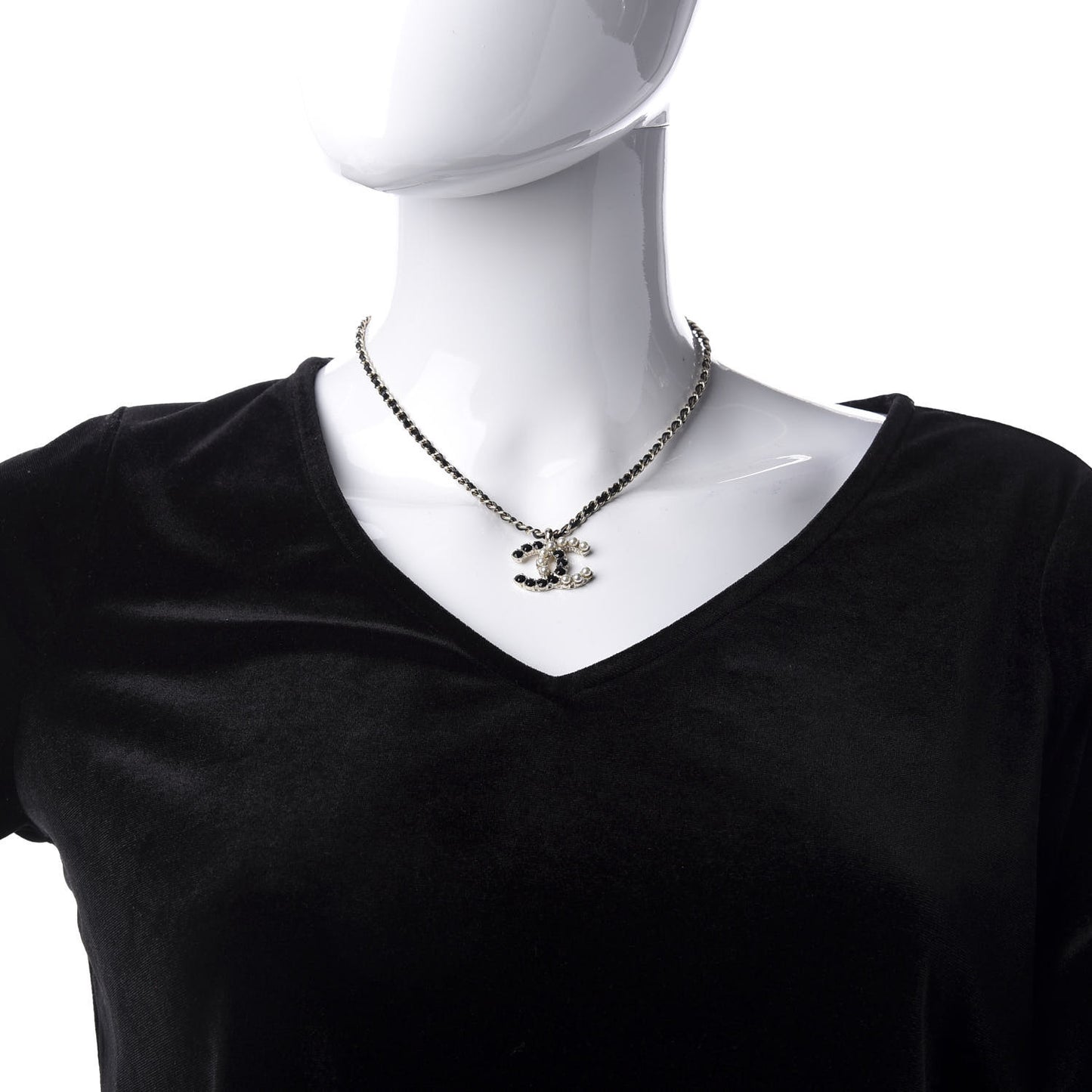 Lambskin Resin Pearl Dazzling Domino Short Necklace Gold Black