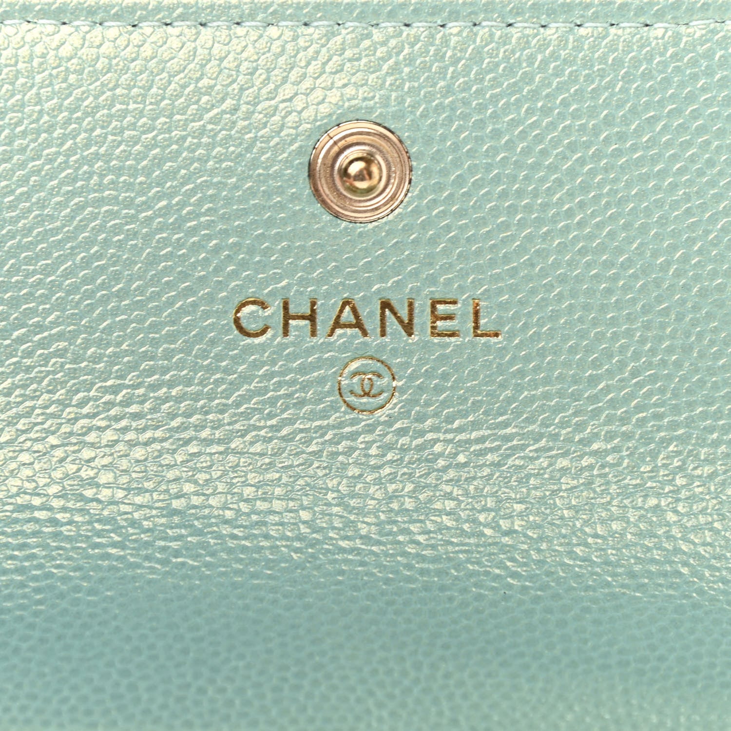 Chanel Iridescent Caviar Quilted Pearl On Top Coin Purse With Chain Light Green 5 of 7