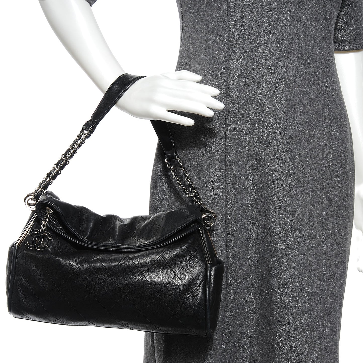 Lambskin Medium Ultimate Soft Tote Black