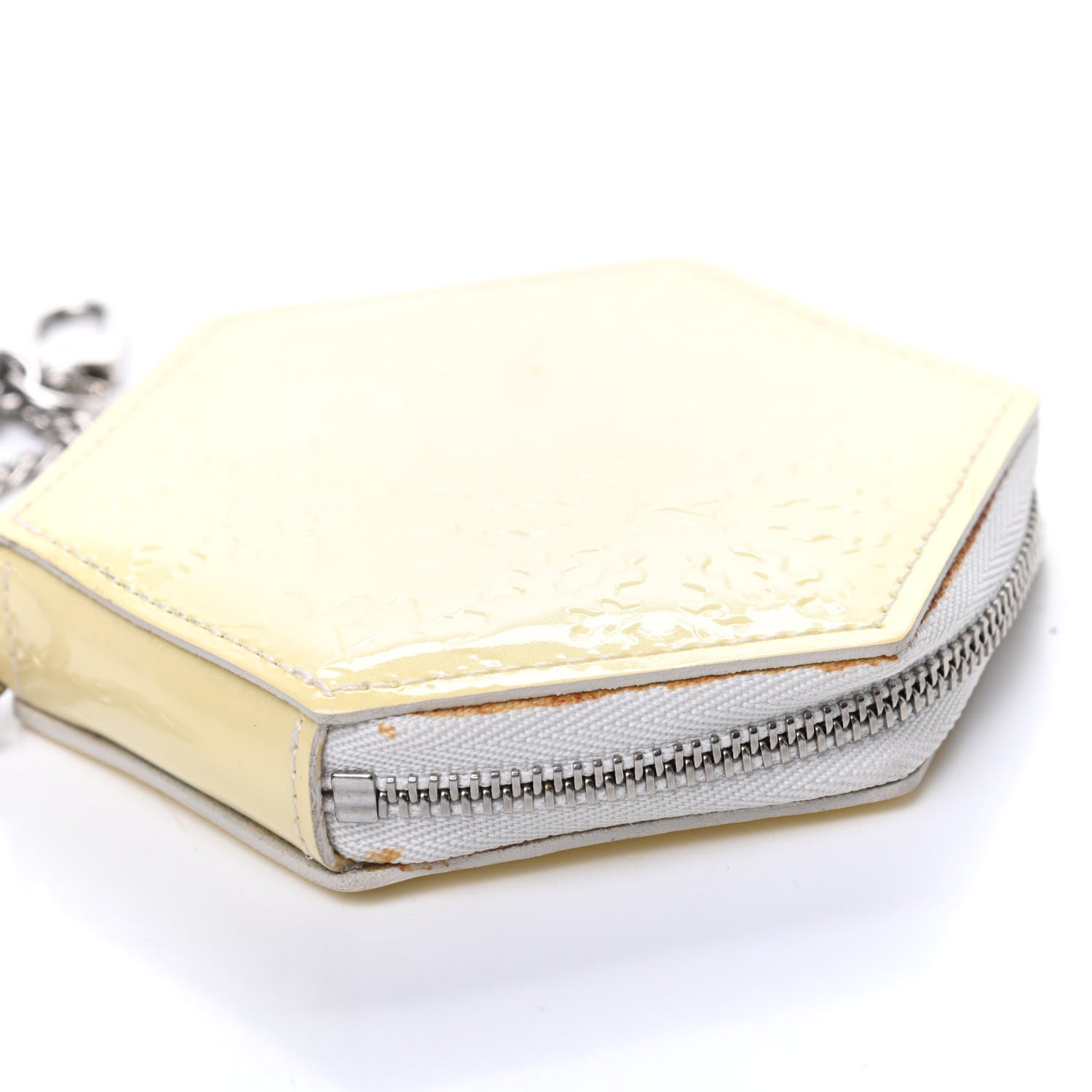 Louis Vuitton Vernis Folcon Snowflake Coin Purse MM Blanc Corail 8 of 9