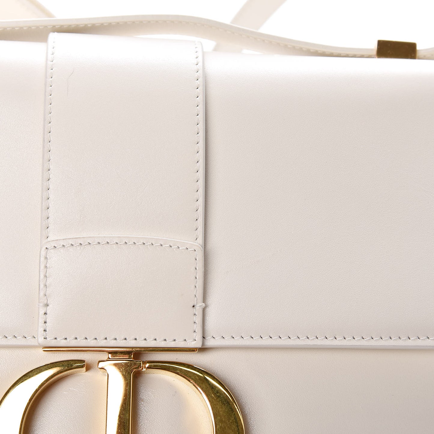 Calfskin 30 Montaigne Flap Bag White