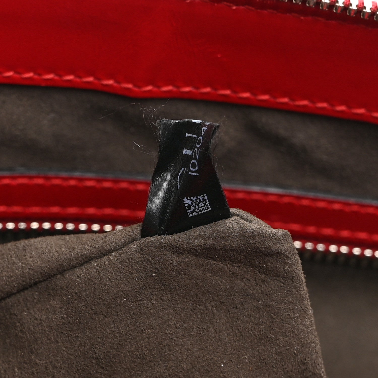 Gucci Guccissima Signature Messenger Bag Hibiscus Red 8 of 11
