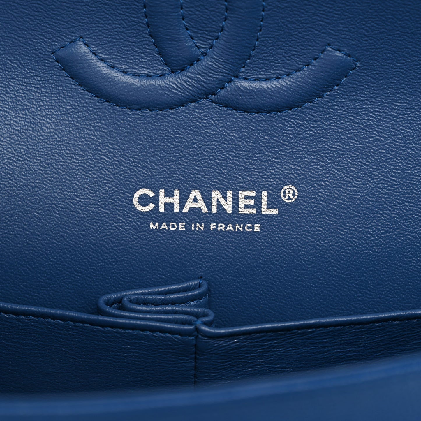 Caviar Chevron Quilted Medium Double Flap Blue