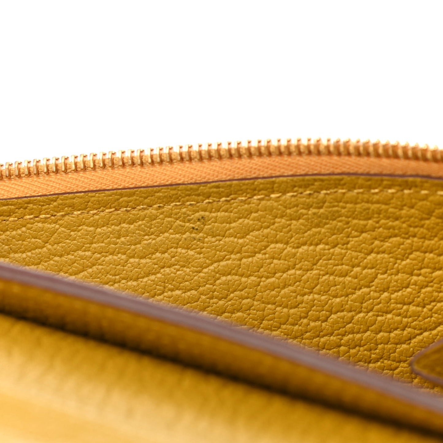 Chevre Mysore Bearn Gusset Wallet Jaune Ambre