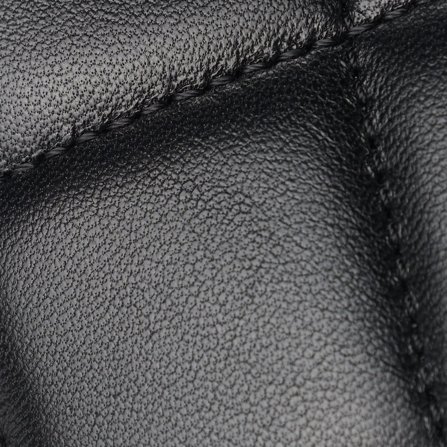 Lambskin Quilted Medium Trendy CC Flap Black