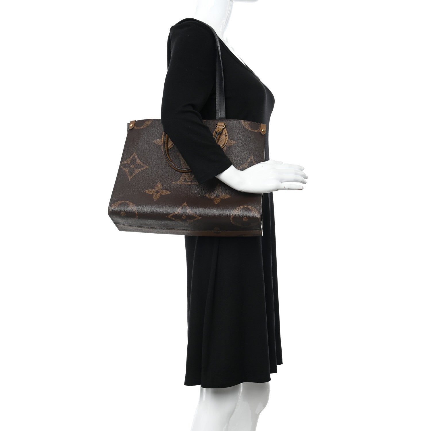 Louis Vuitton Reverse Monogram Giant Onthego MM 2 of 9