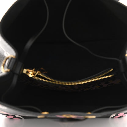 Louis Vuitton Monogram Giant Wild At Heart Neonoe MM Black 5 of 10