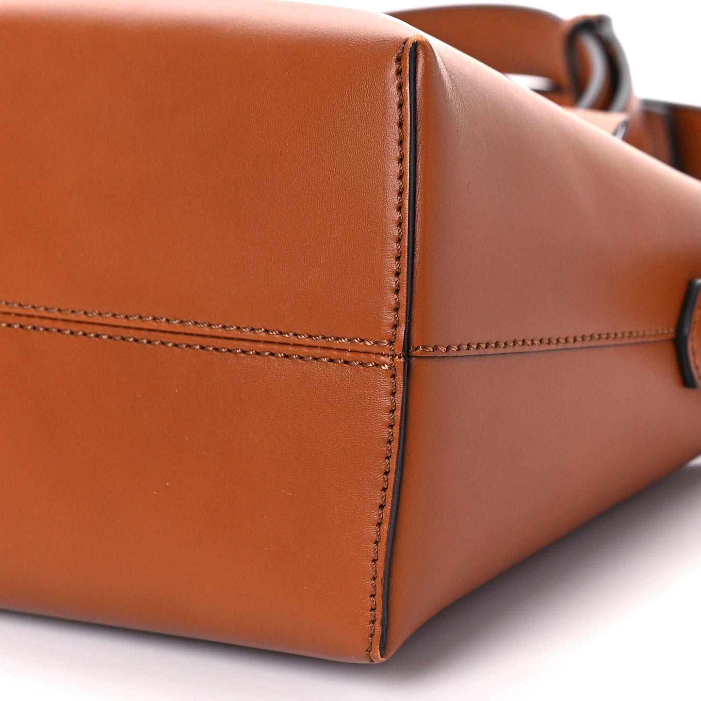 Vitello King Logo Embossed Medium By The Way Boston Bag Cuoio