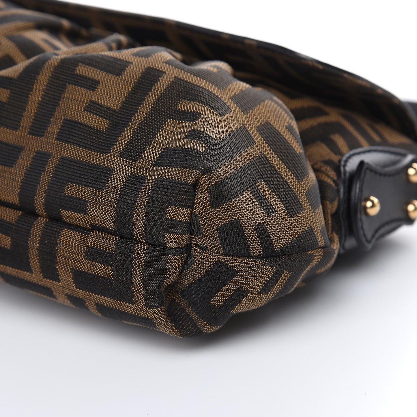Zucca Small Chef Shoulder Bag Tobacco
