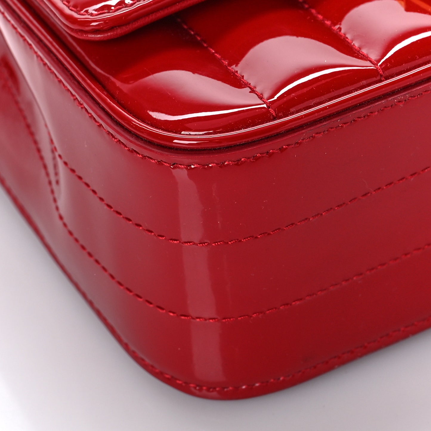 Patent Matelasse Monogram Small Vicky Chain Bag Red