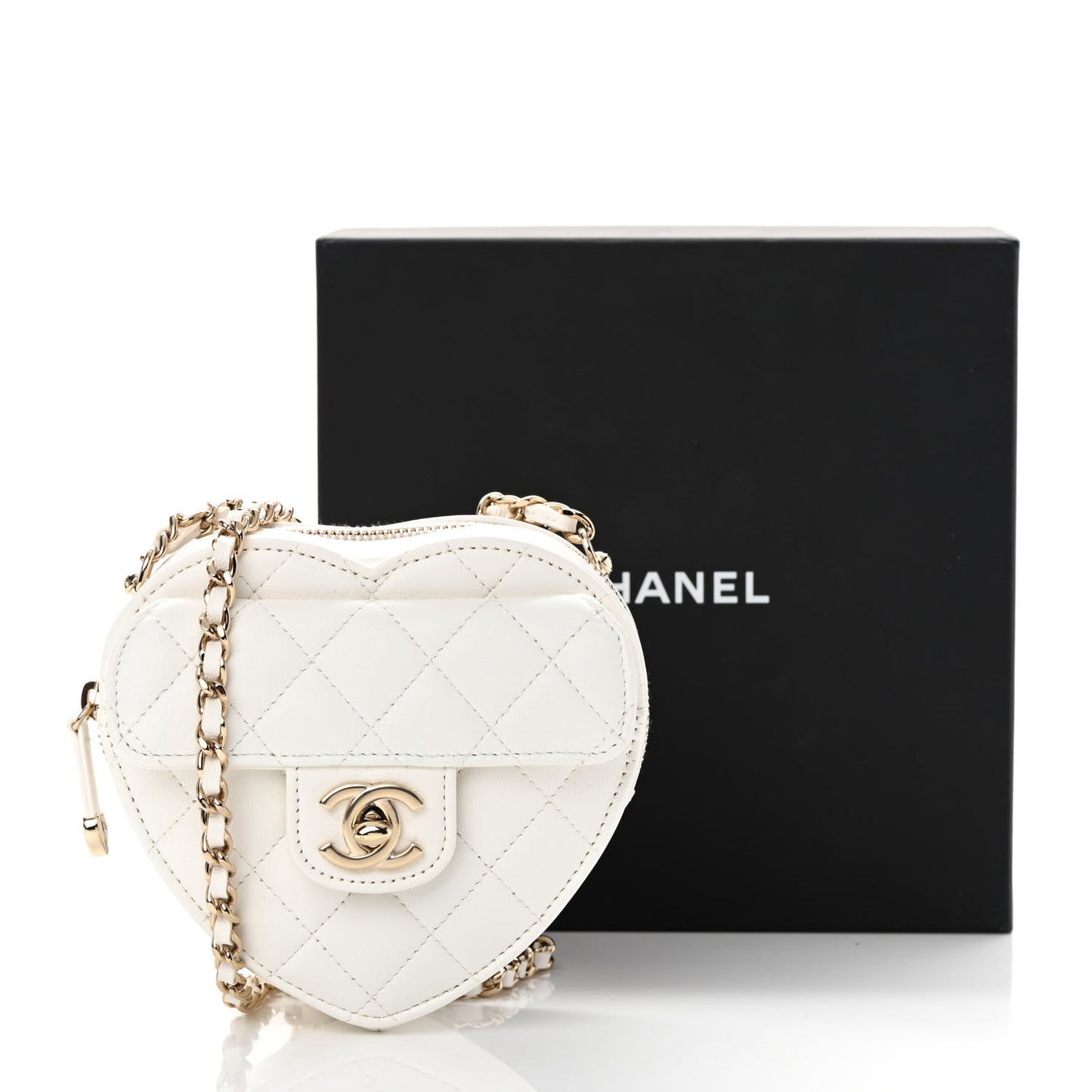Lambskin Quilted CC In Love Heart Clutch With Chain White