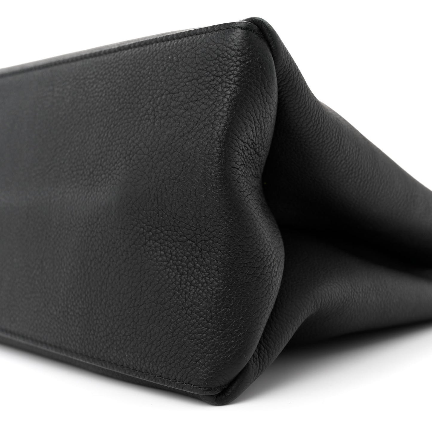 Grained Calfskin Lockme Shopper Black