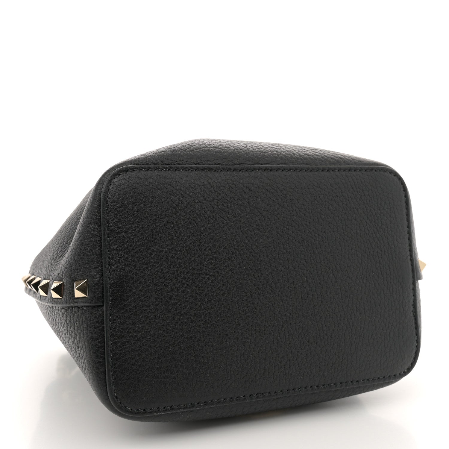 Valentino Garavani Grained Calfskin Rockstud Bucket Bag Black 4 of 10