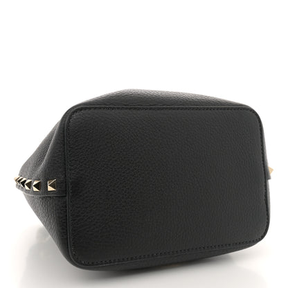 Valentino Garavani Grained Calfskin Rockstud Bucket Bag Black 4 of 10