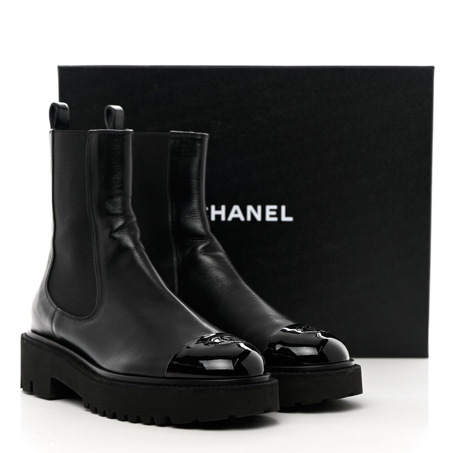 Crumpled Calfskin Patent Cap Toe Short Boots 41 Black