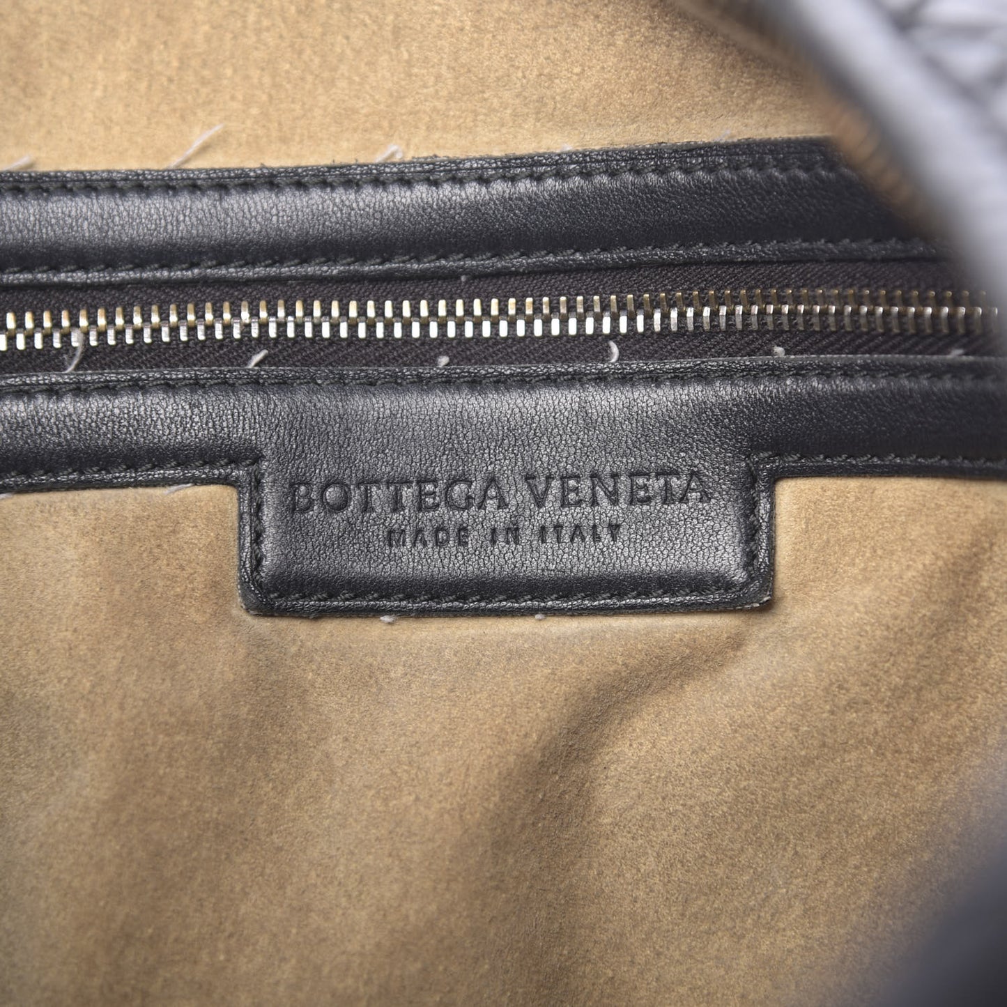 Nappa Intrecciato Large Veneta Hobo Black