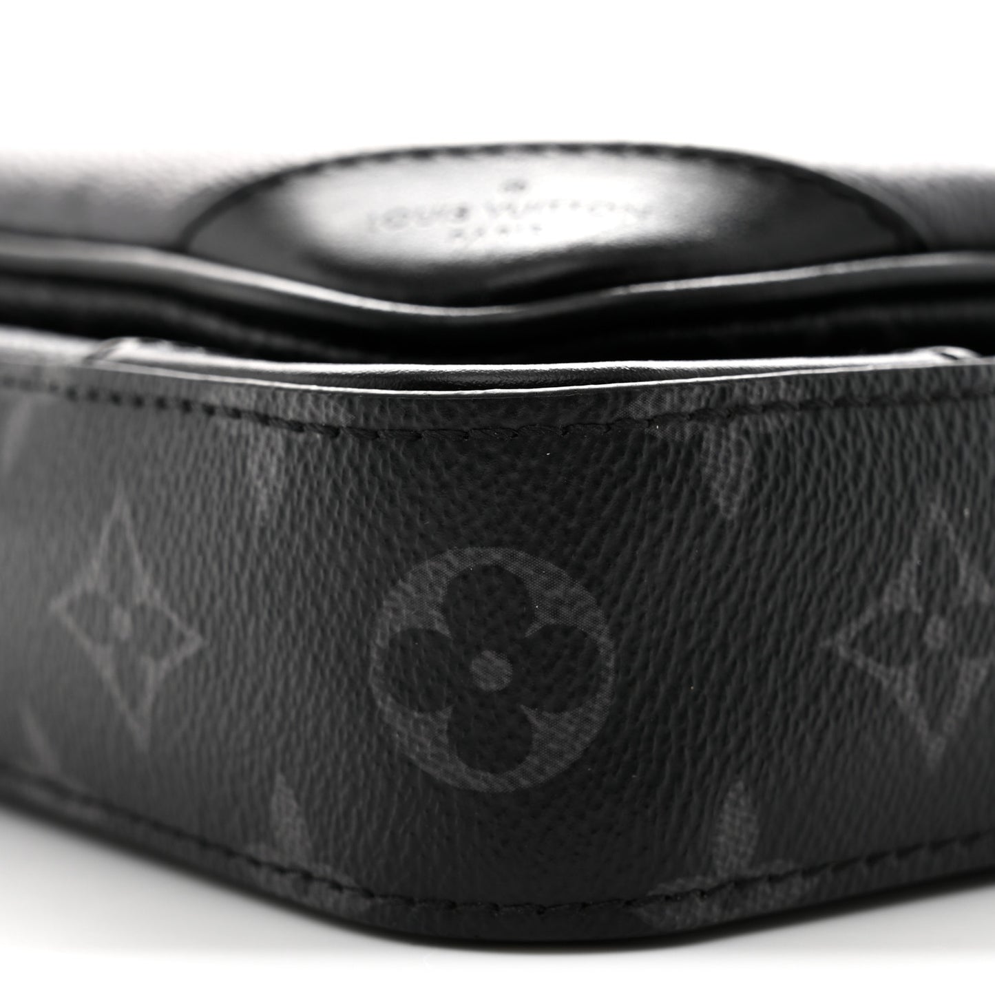 Reverse Monogram Eclipse Trio Messenger