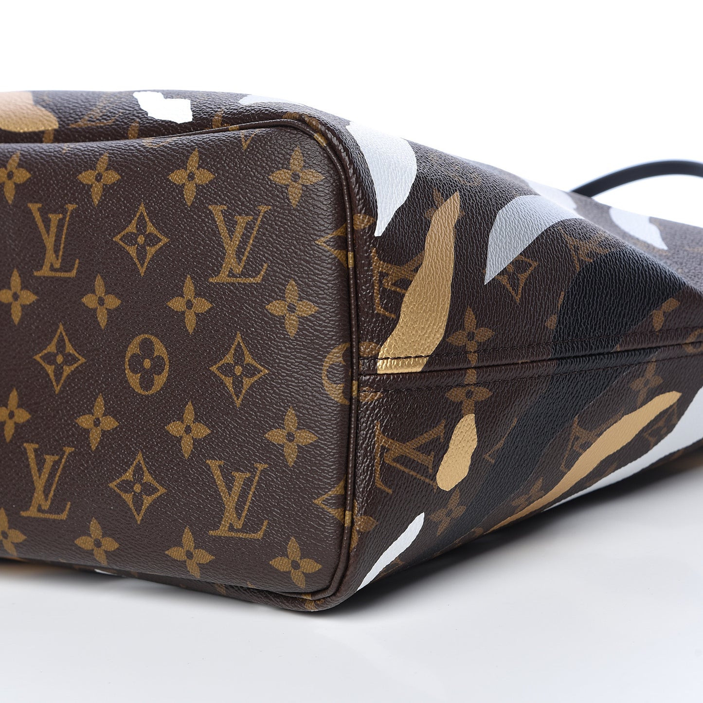 X LOL Monogram Neverfull MM Gold Silver