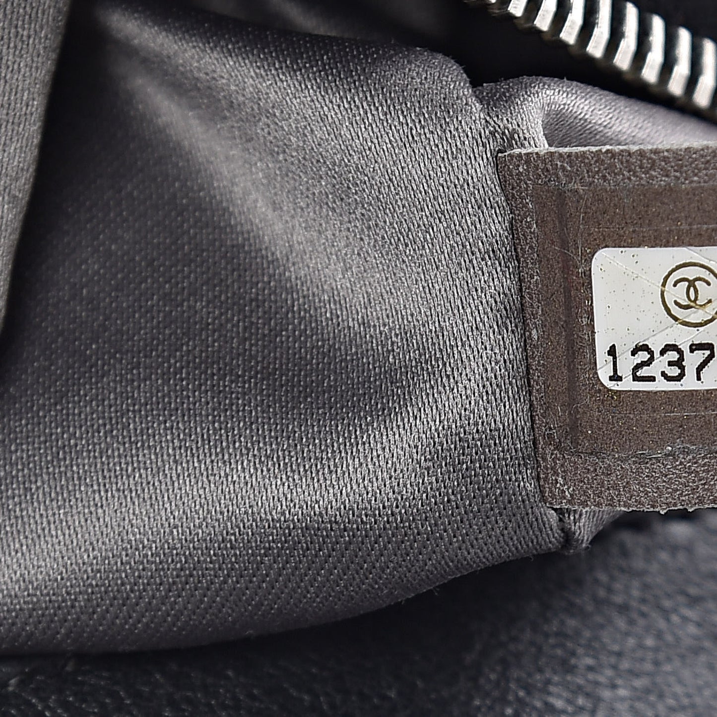 Calfskin Bubble Quilt Bowler Black