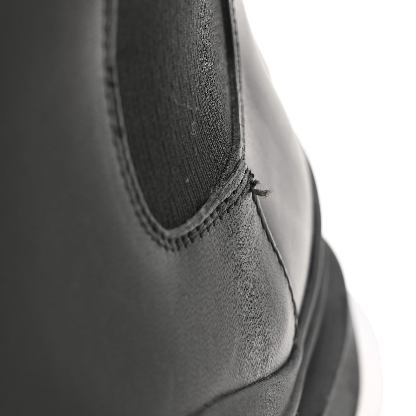 Calfskin The Tire Chelsea Boots 37 Black Transparent