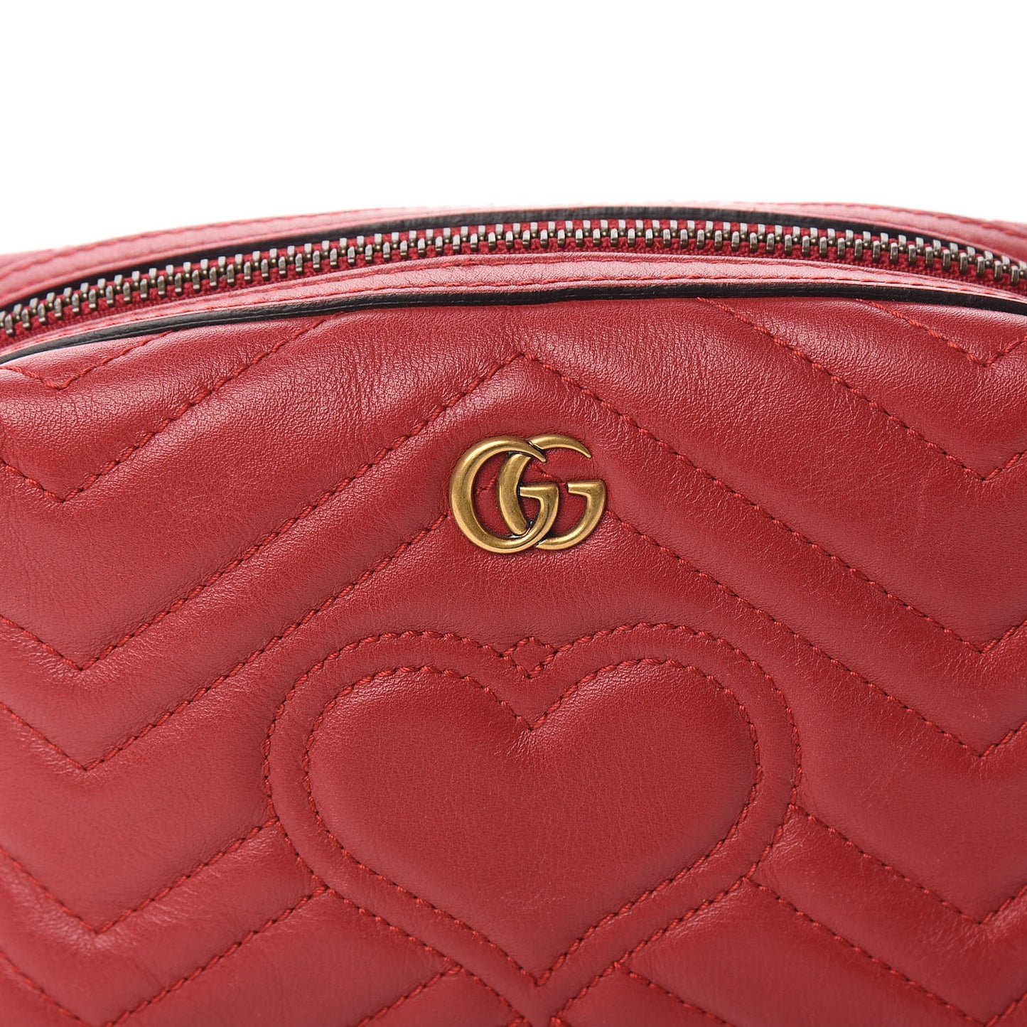 Calfskin Matelasse GG Marmont Cosmetic Case Hibiscus Red