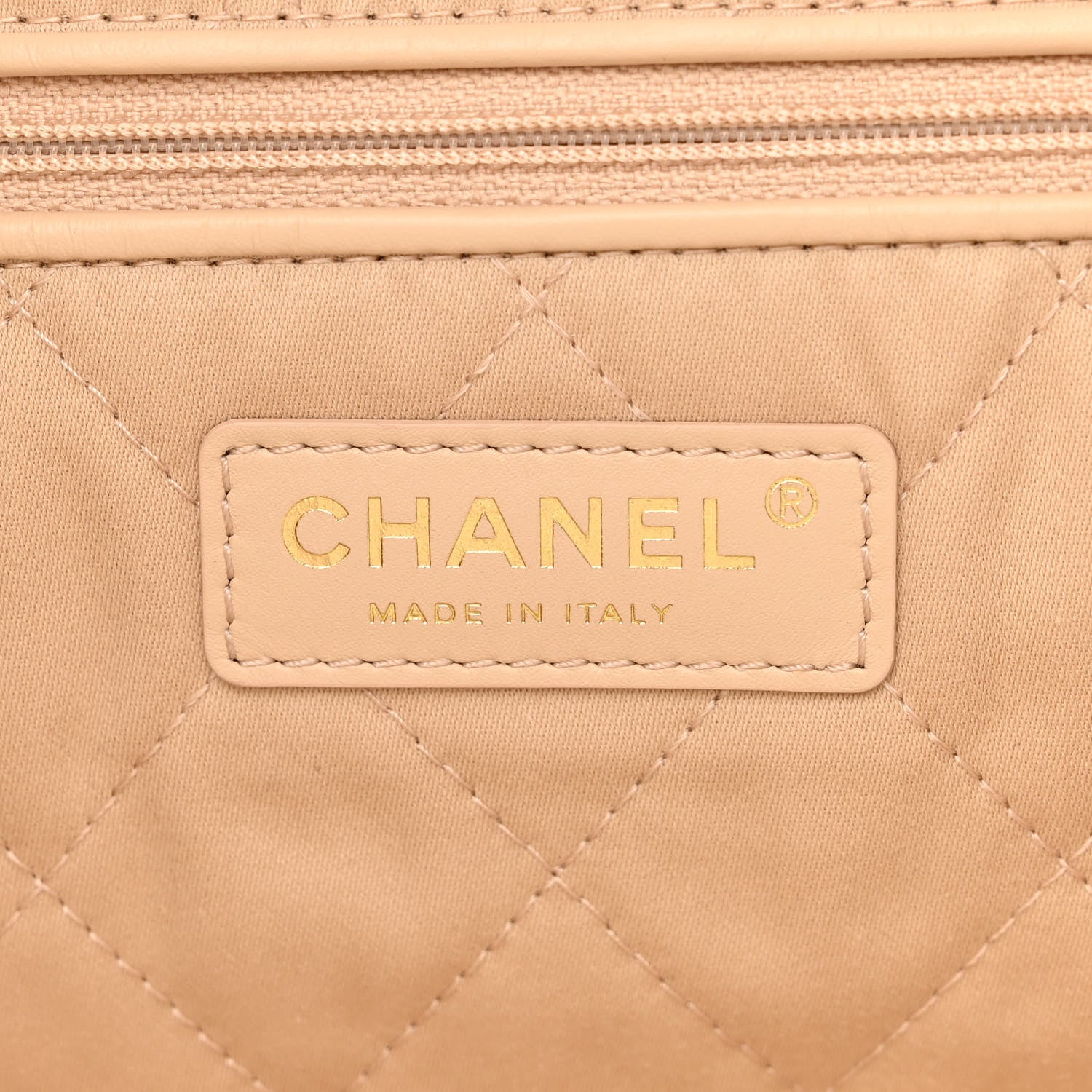 Chanel Shiny Calfskin Quilted Chanel 22 White 8 of 12