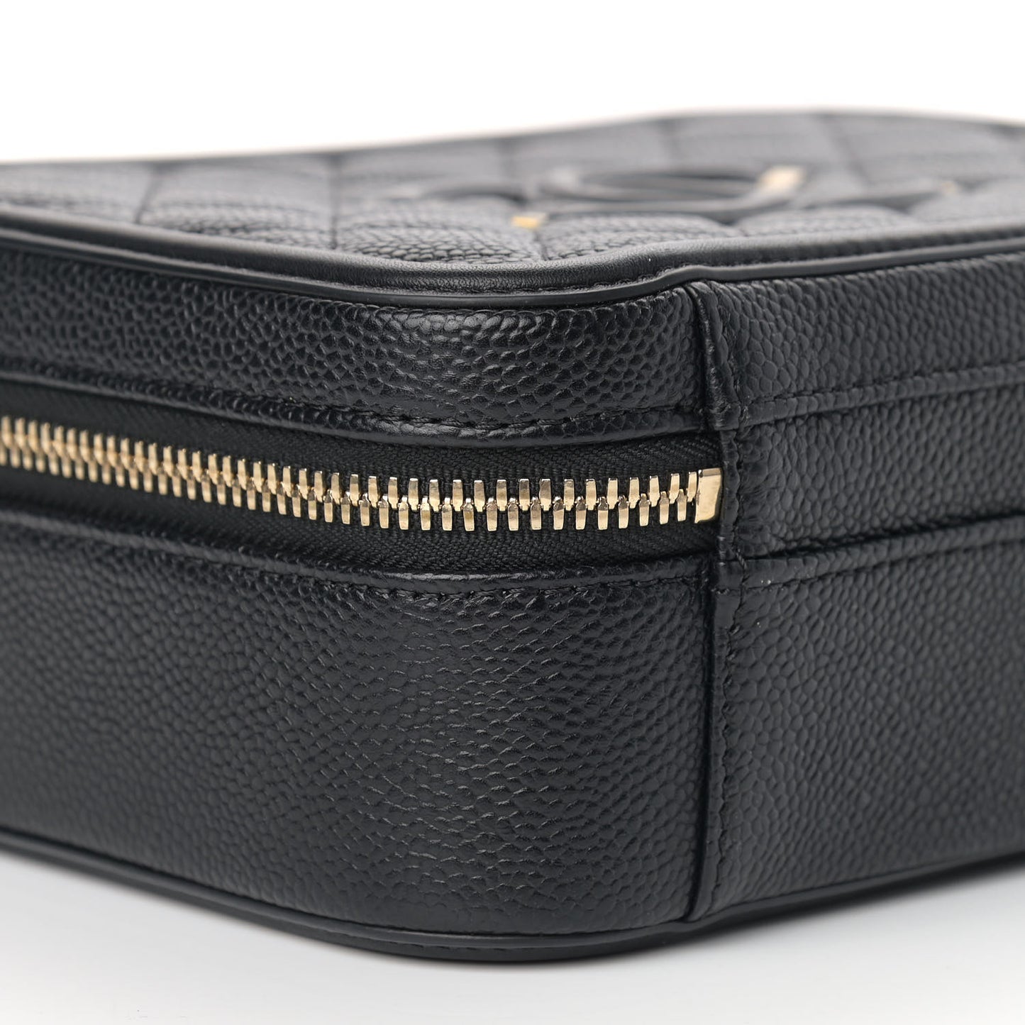 Caviar Quilted Medium CC Filigree Vanity Case Black