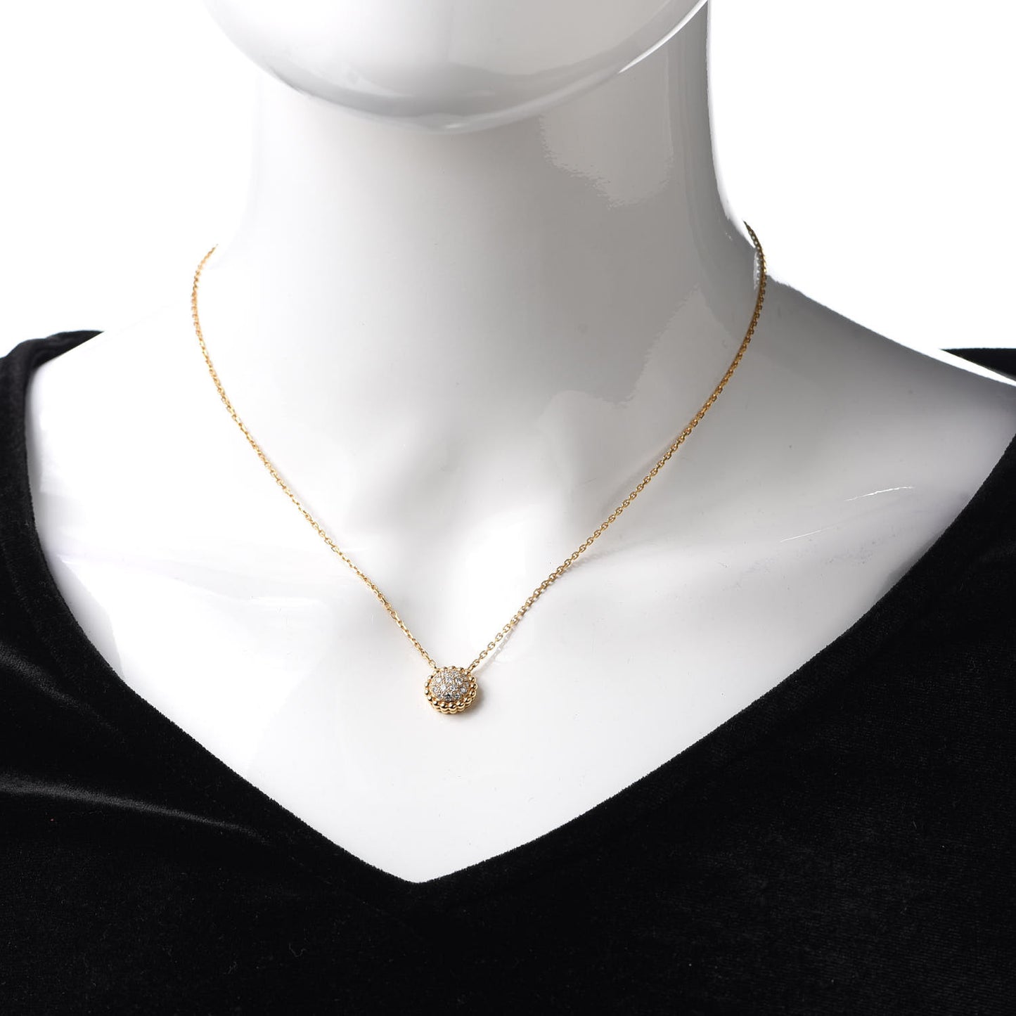 18K Yellow Gold Diamond Perlee Pendant Necklace