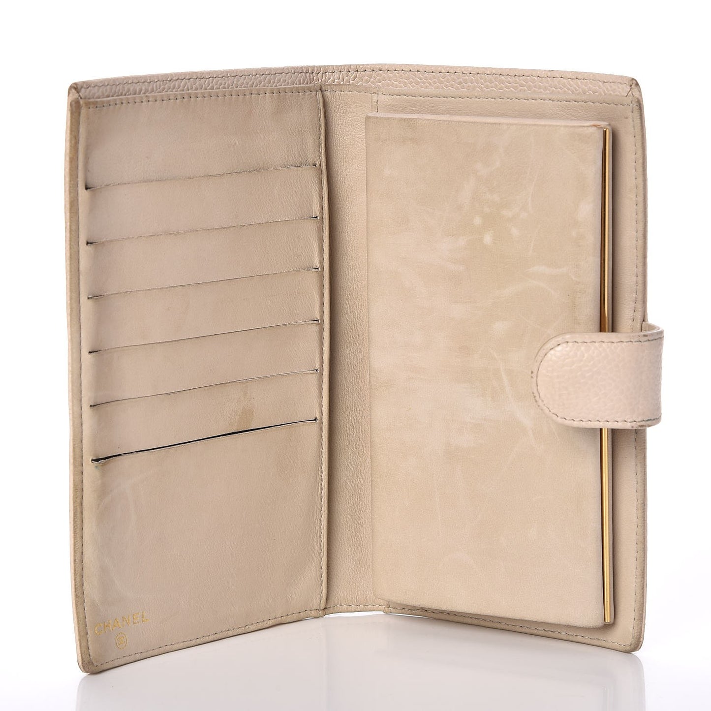 Caviar Timeless CC French Wallet White