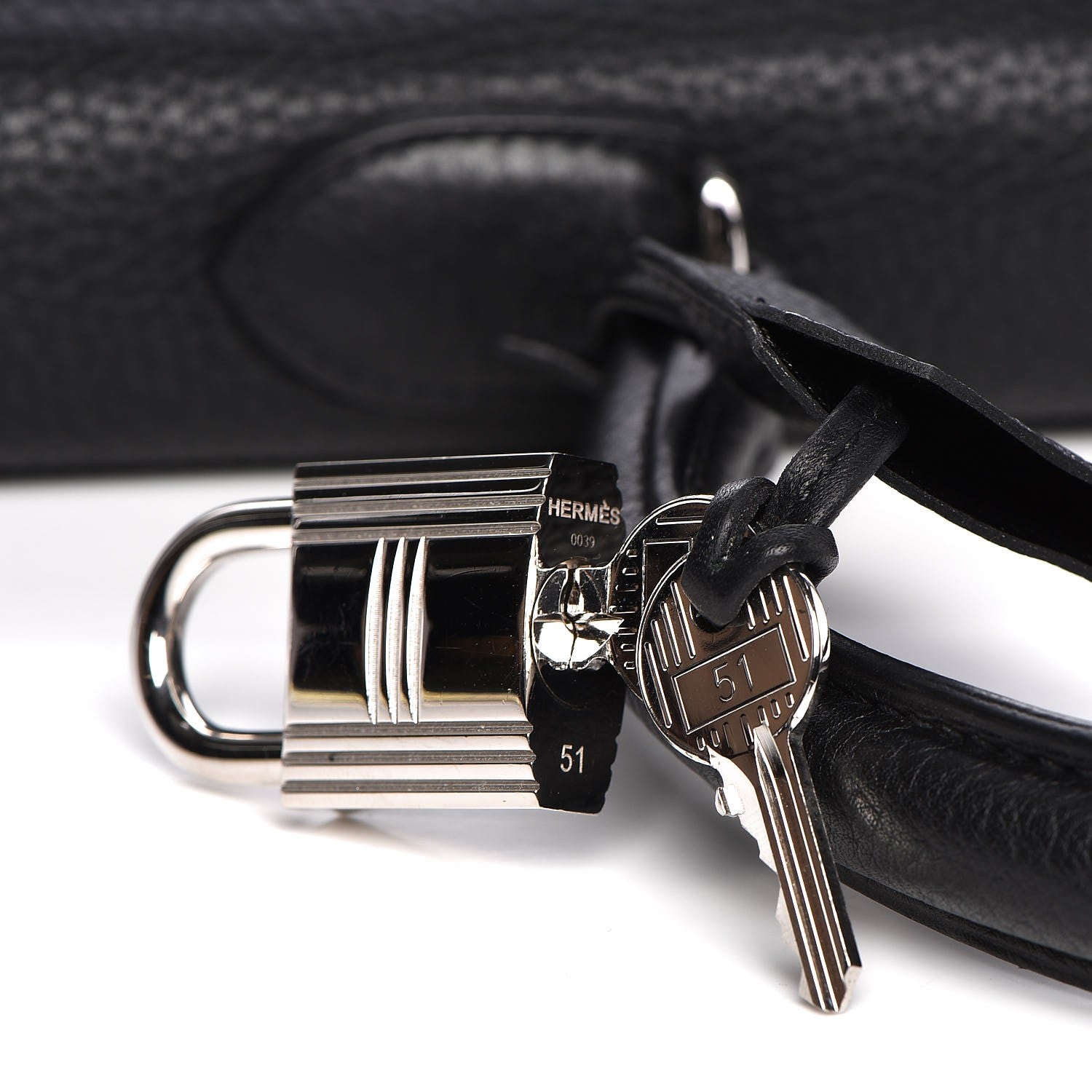 Hermes Taurillon Clemence Shoulder Kelly 40 Black 27 of 29