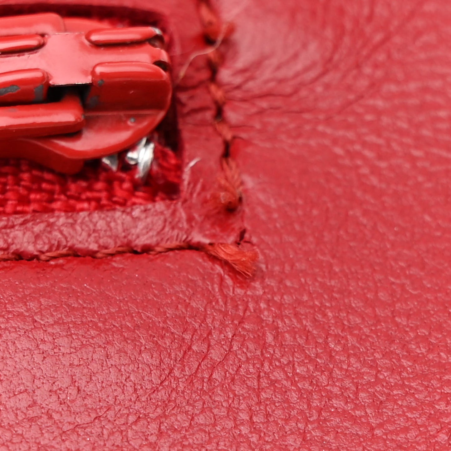 Lambskin Quilted Wallet On Chain WOC Red