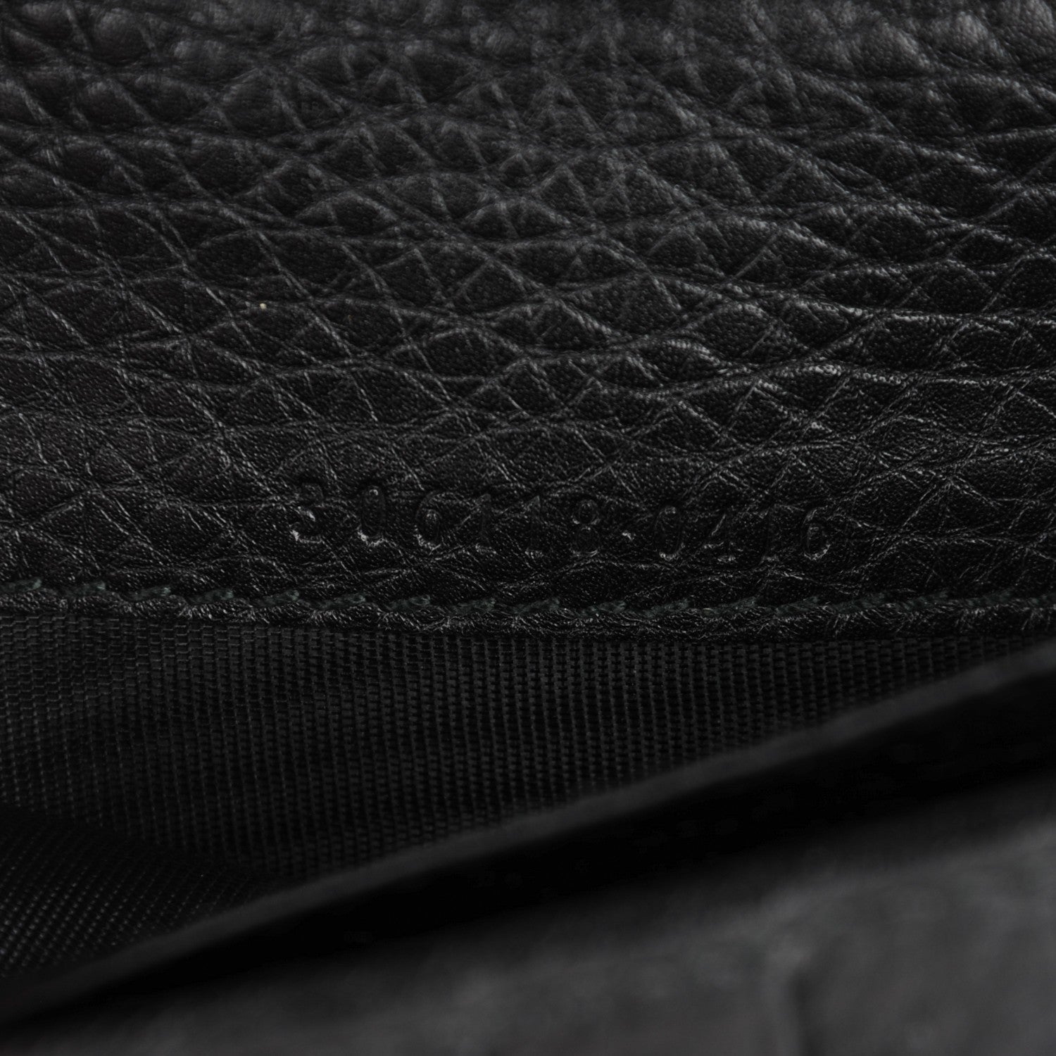 Gucci Pebbled Calfskin Soho Travel Document Case Black 8 of 8