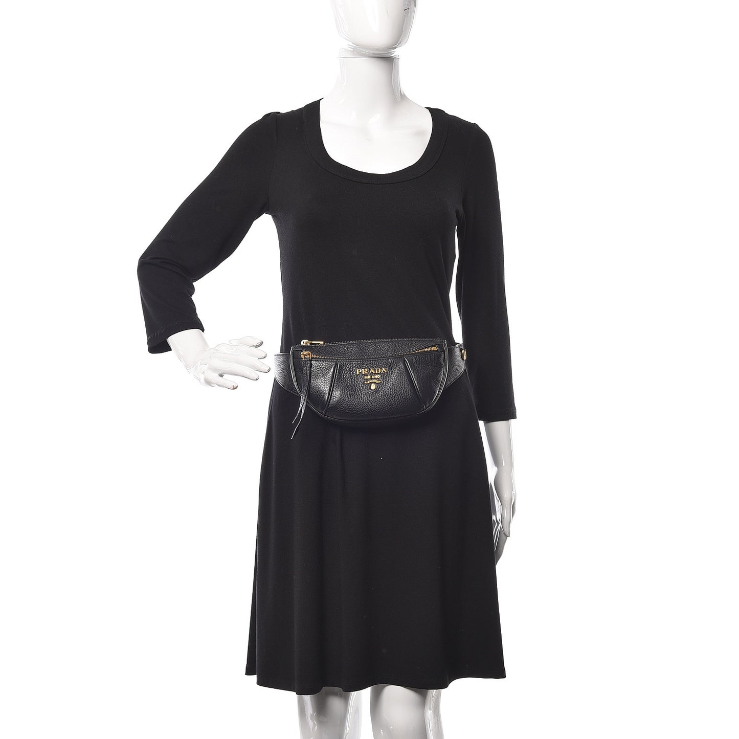 Vitello Daino Small Belt Bag Black