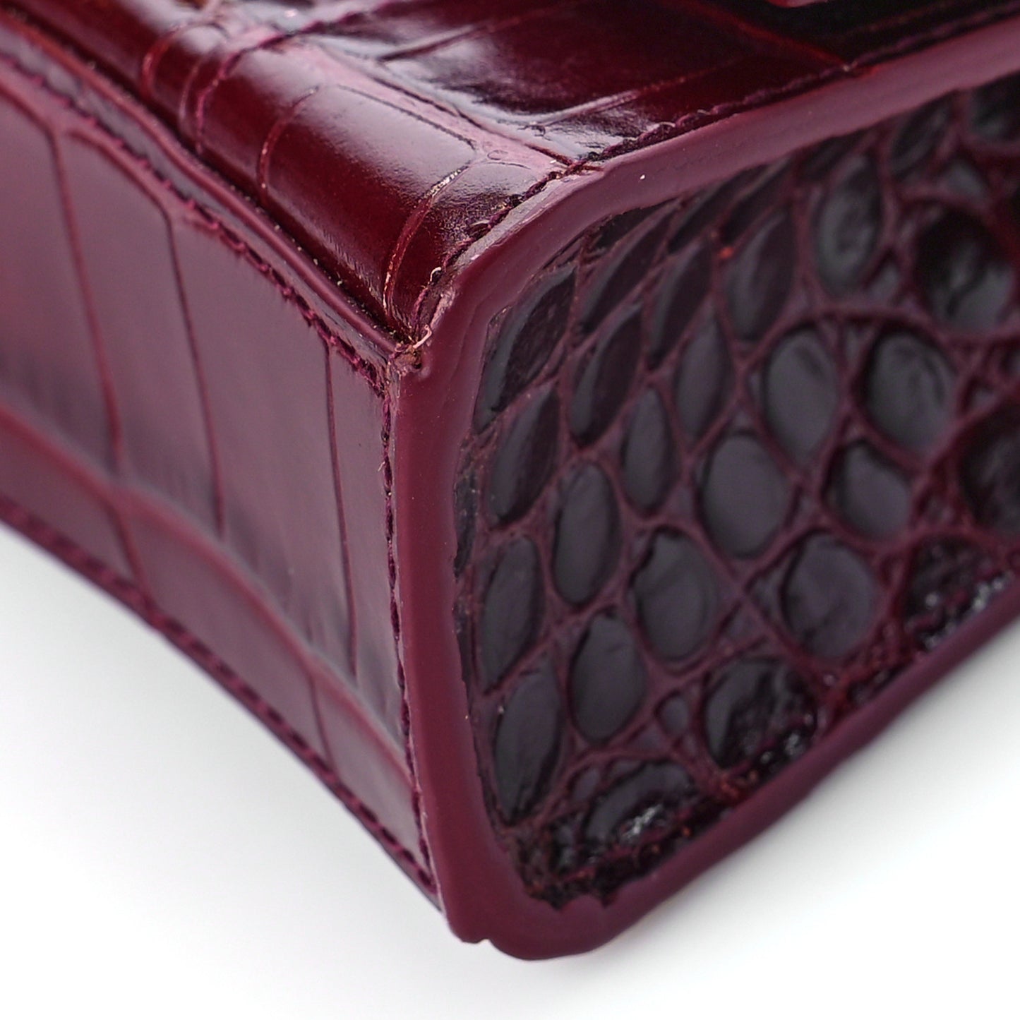 Shiny Calfskin Crocodile Embossed Hourglass Top Handle Bag Mini with Chain Dark Red