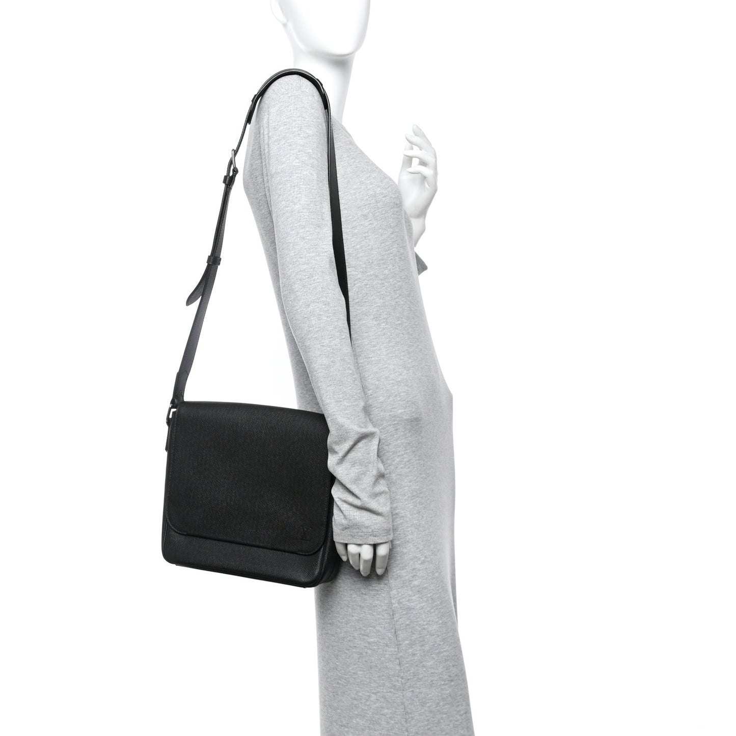 Taiga Roman PM Messenger Black