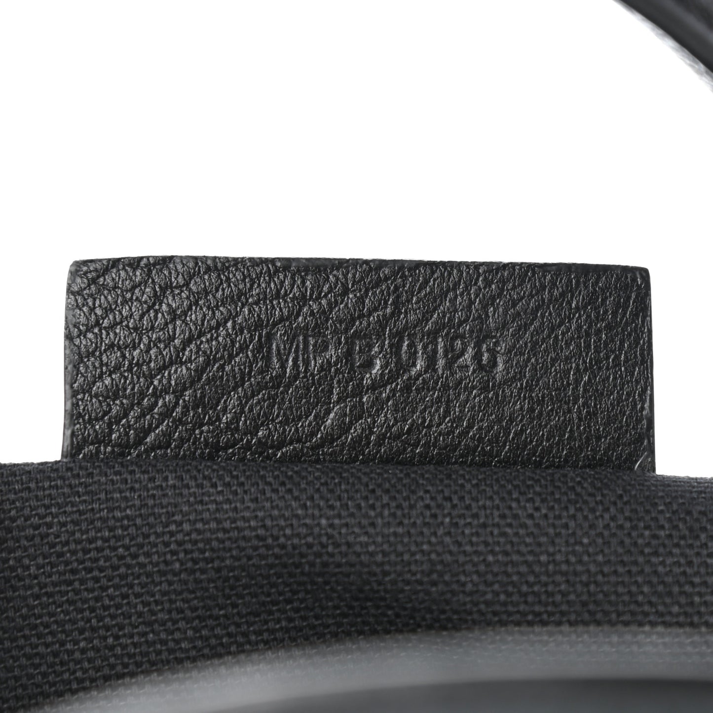 Sugar Goatskin Medium Antigona Black