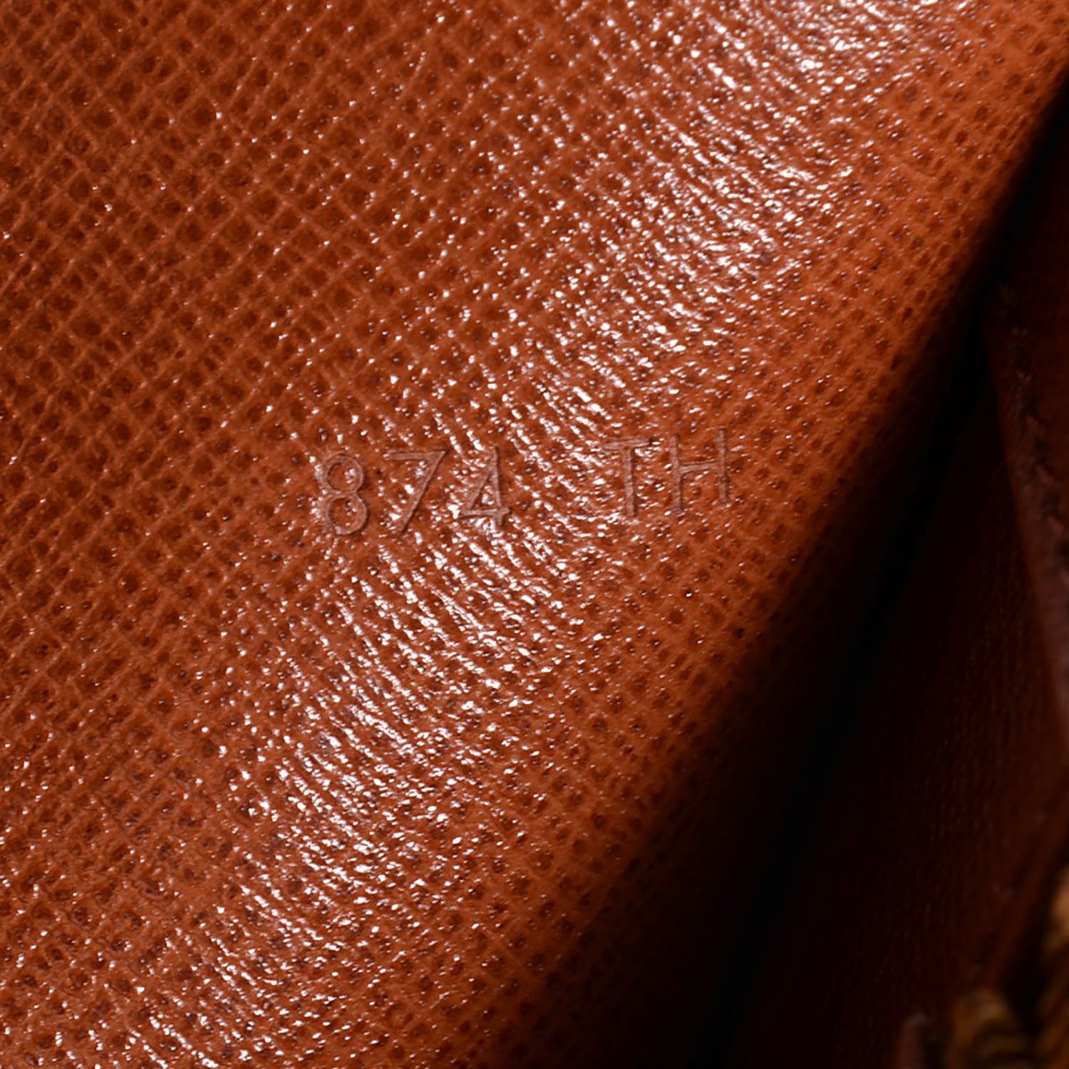 Louis Vuitton Monogram Pochette Dame 26 6 of 7