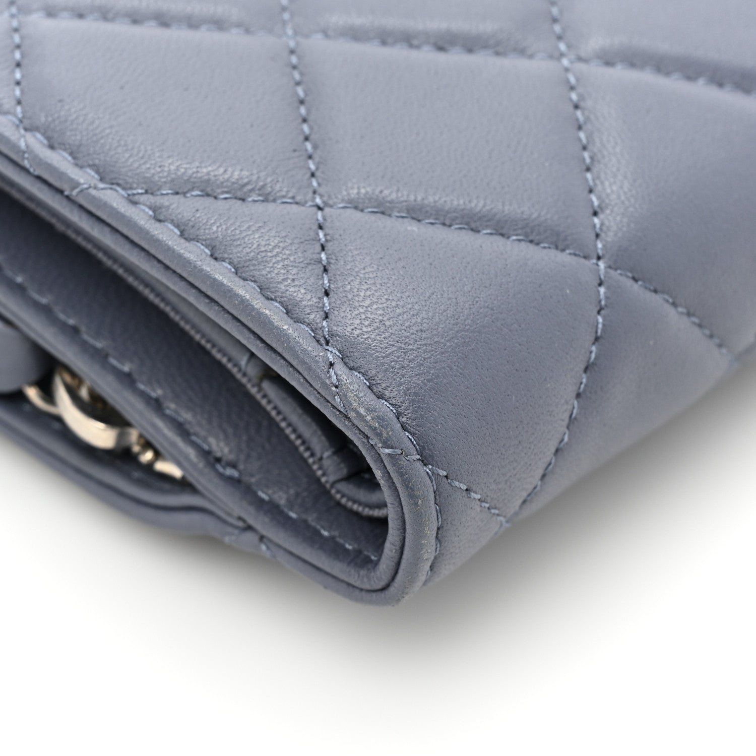 Chanel Lambskin Quilted Zipped Pocket Wallet Lavander 13 of 17