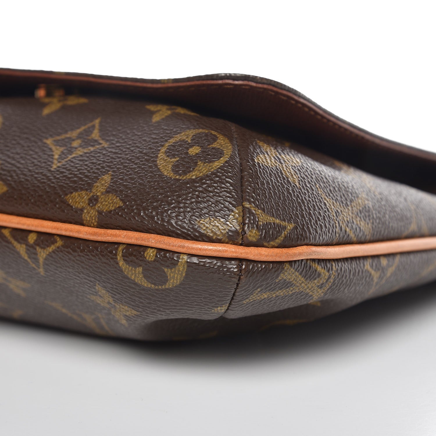 Louis Vuitton Monogram Musette Salsa 8 of 8