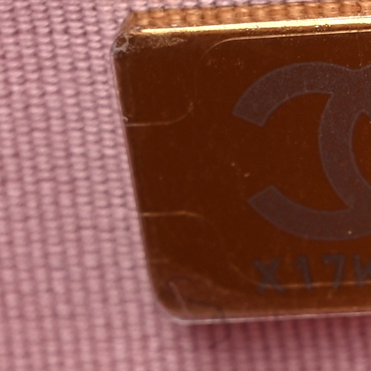 Caviar Quilted Wallet on Chain WOC Light Pink