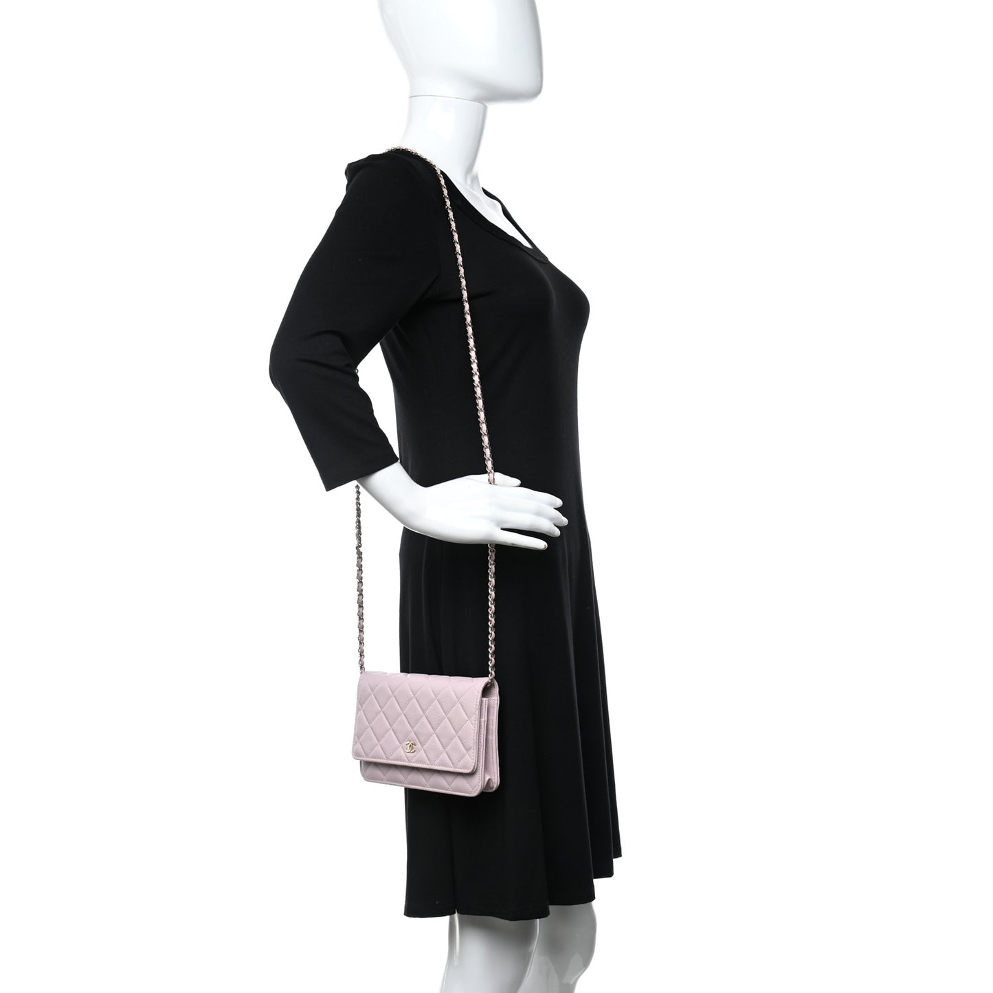 Caviar Quilted Wallet On Chain WOC Light Pink