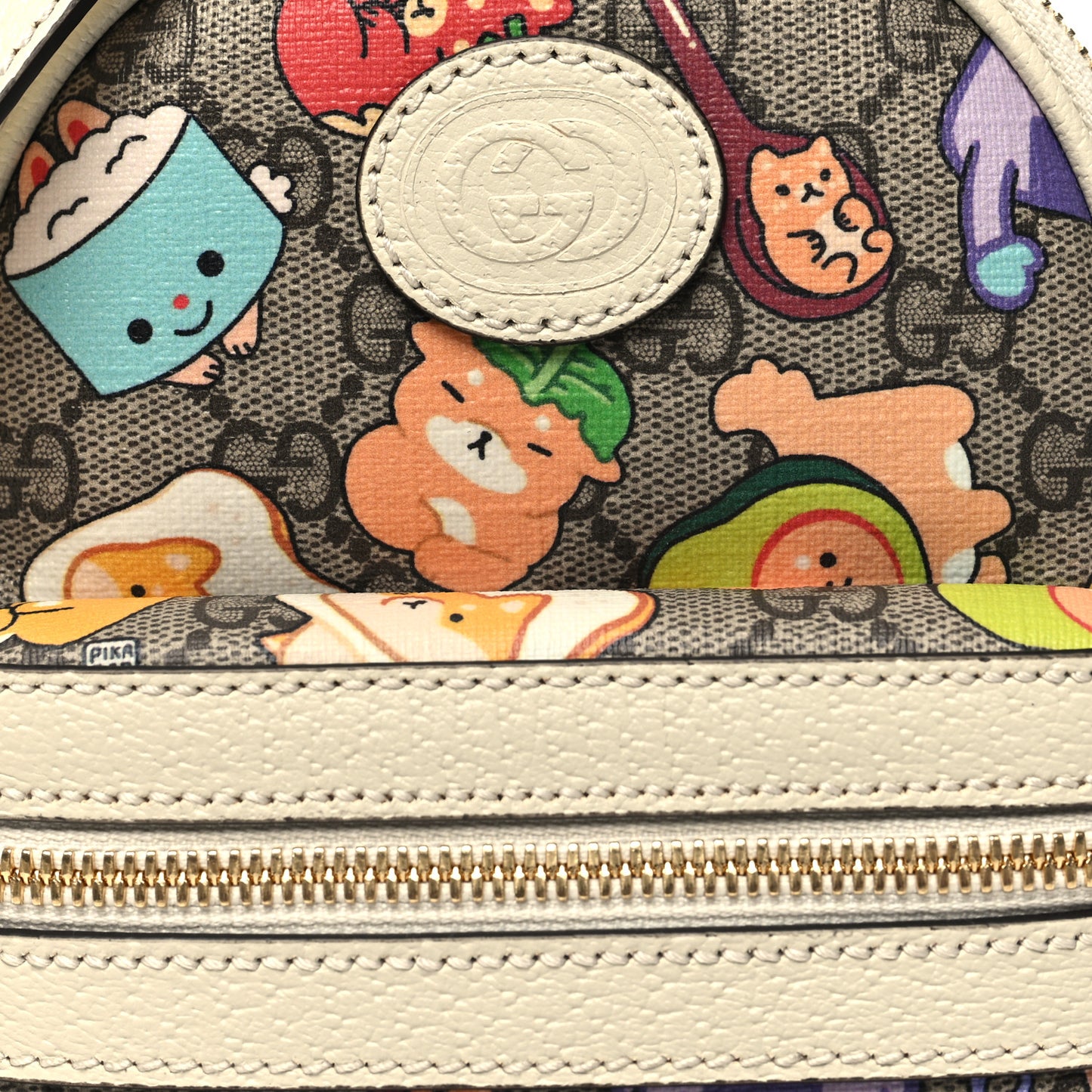 X PIKARAR GG Supreme Monogram Textured Dollar Calfskin Animal Print Retro Interlocking G Multi-Function Bag Beige Ebony Multicolor Mystic White